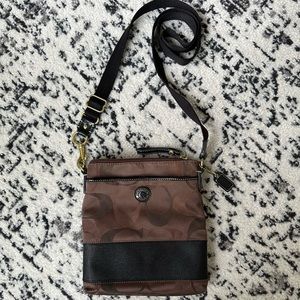 Coach crossbody purse